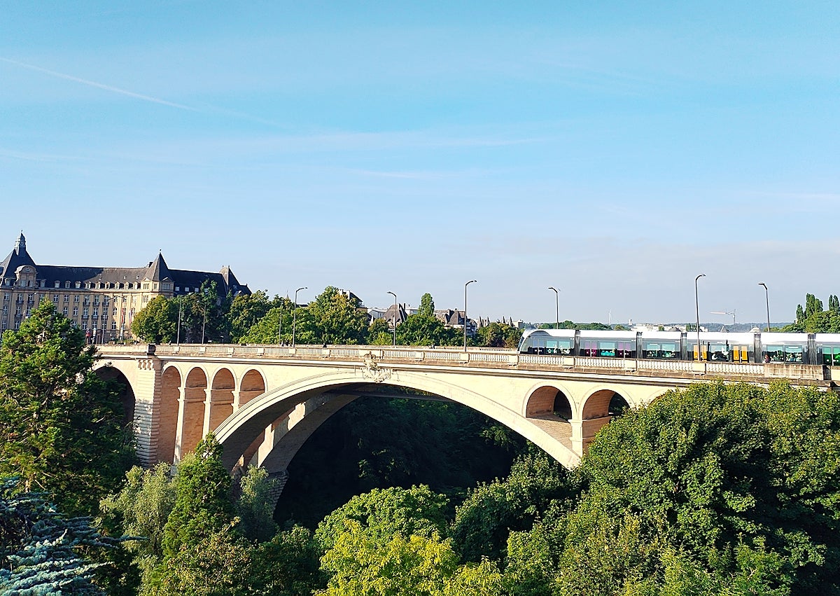 Imagen secundaria 1 - When the sun is shining.