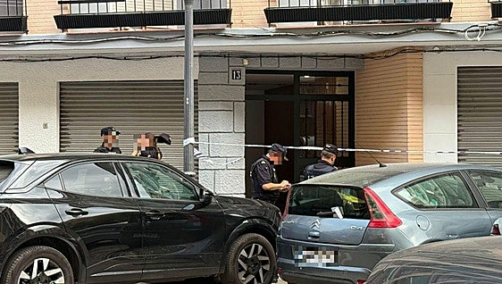 Police shoot and kill man who tried to attack them with a knife in Spain