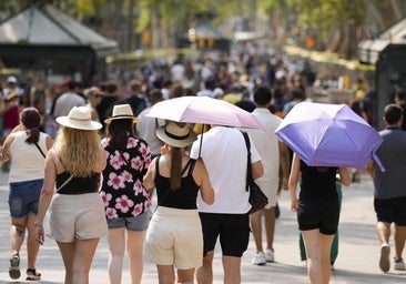 Third-longest heatwave on record ends with arrival of some rain in Spain