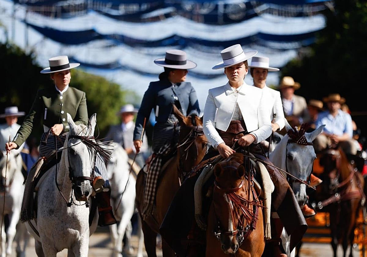 Typical 'feria' outfits.