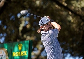 Marbella's Ángel Hidalgo in action.