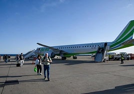 A Binter aircraft arriving at Almeria Airport.