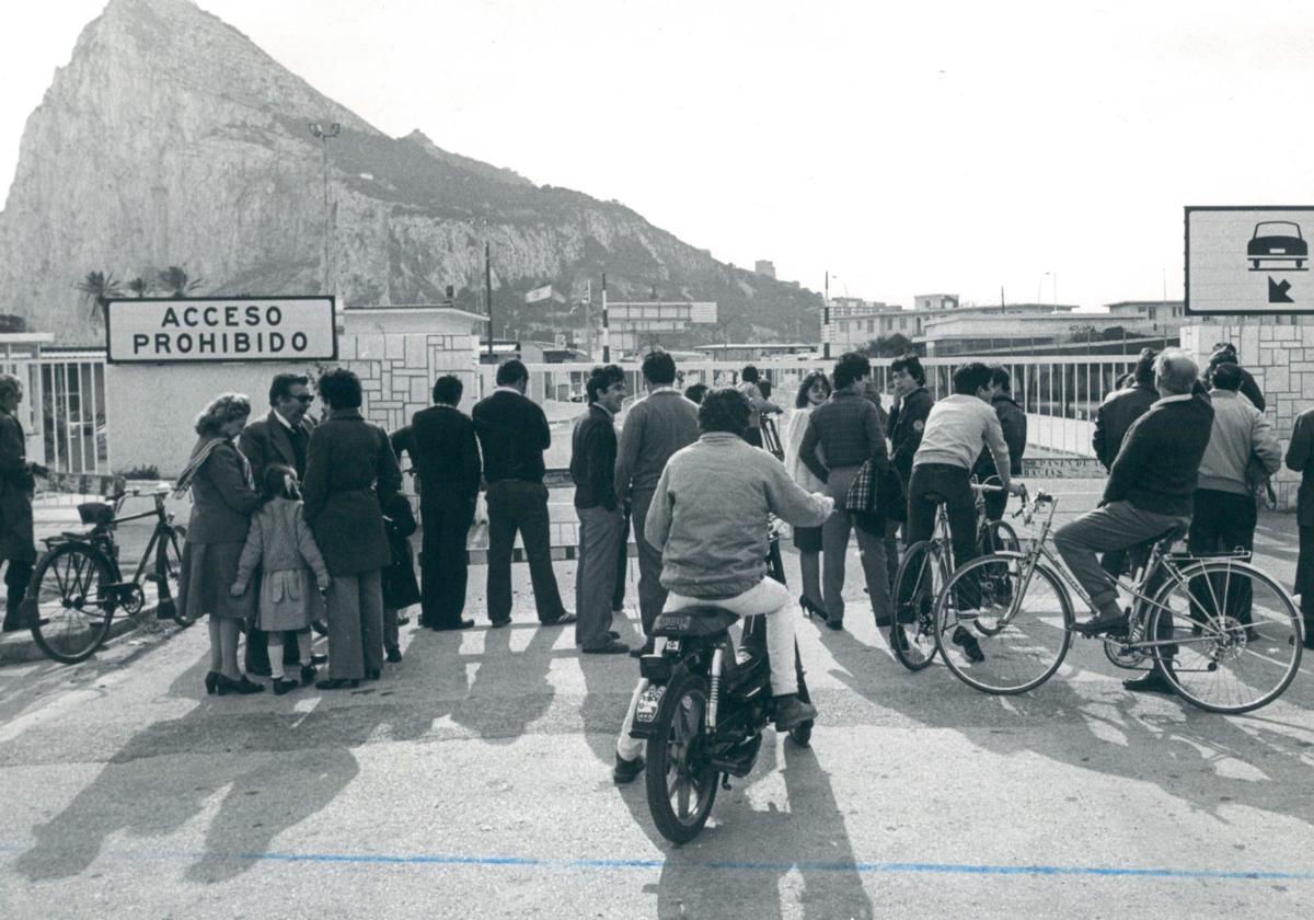Border controls between Gibraltar and La Línea.