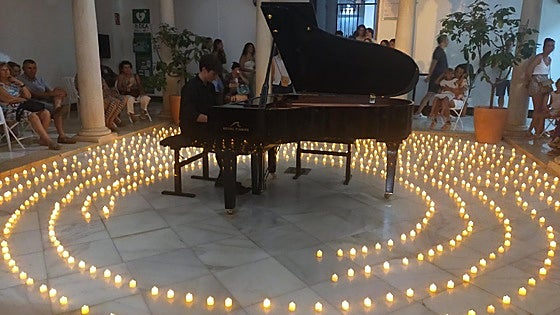 Enjoy a night of culture by candlelight on eastern Costa del Sol