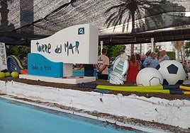A section of the giant cake in Torre del Mar.