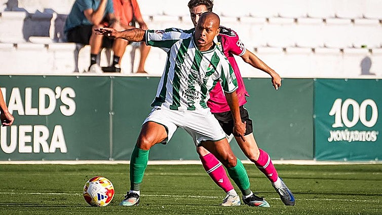 VAR drama as Antequera CF play out goalless thriller in season opener