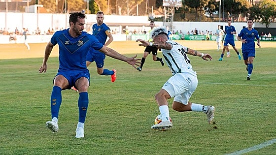 Juventud de Torremolinos suffer chaotic debut in football third tier