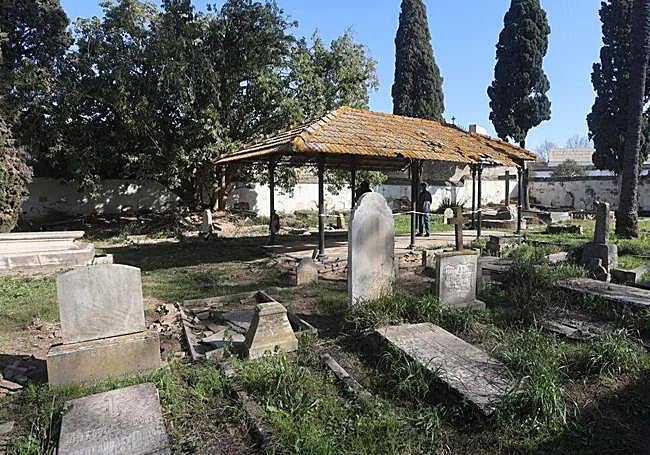 Langdon's burial place.