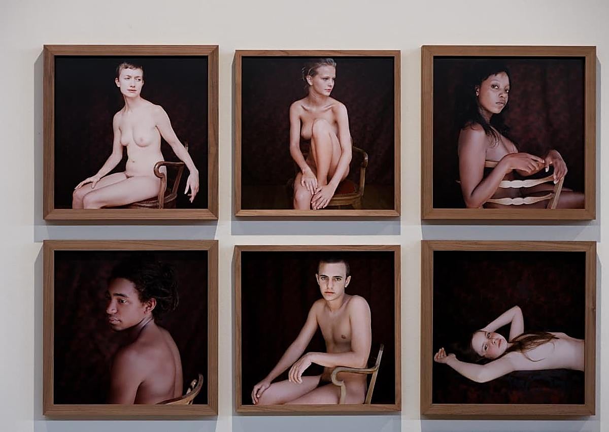 Imagen secundaria 1 - Ý tú desnudo será un gran poema' at El MUCAC La Coracha museum in Malaga.