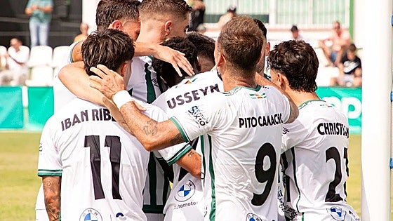Juventud de Torremolinos celebrate historic first win in the third tier