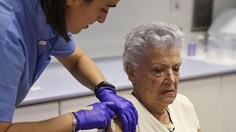 Researchers in Spain develop new Covid vaccine which achieved full immunisation in lab tests