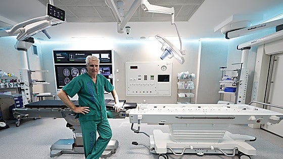 Malaga hospital gets the most advanced neurosurgery operating theatre in Andalucía