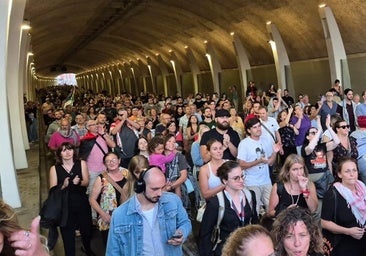 Spontaneous march in Malaga over Israel's interception of Gaza flotilla brings traffic to a halt