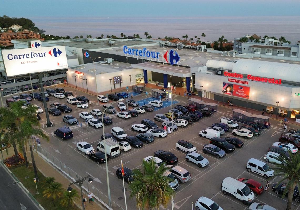 Imagen después - The company now manages five stores in partnership with Carrefour.