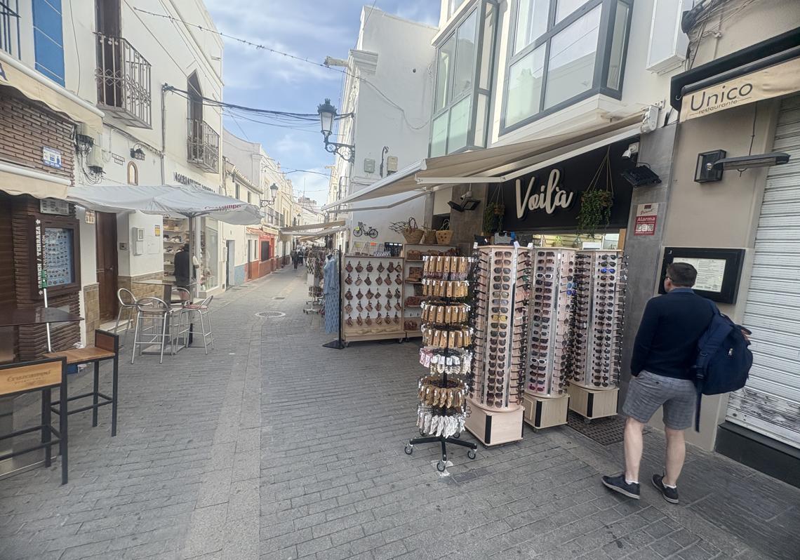 Imagen después - Nerja's old town is thriving, as a result of tourism.