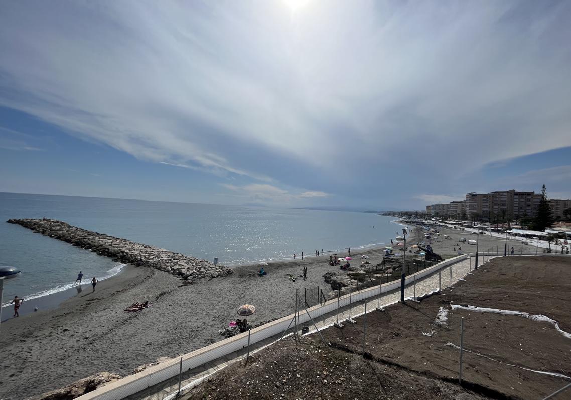 Imagen después - German tourists particularly like Torrox's coastal area.
