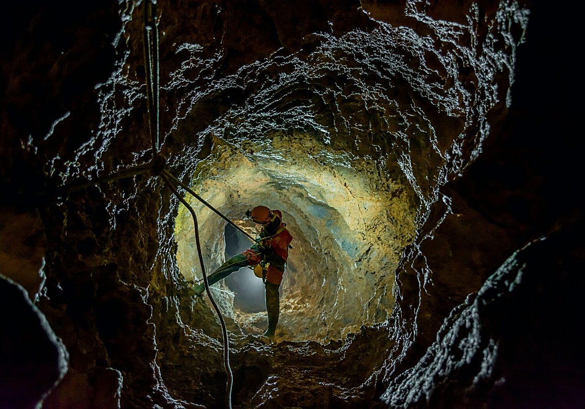 Largest 'supercave' in southern Iberian Peninsula uncovered in Malaga's Sierra de las Nieves range