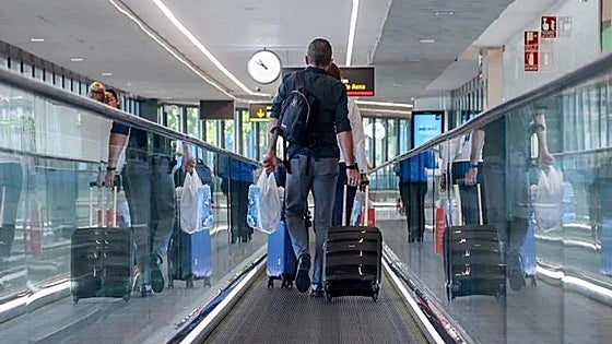 EU opens proceedings against Spain for fining airlines 179m euros for charging hand luggage fees