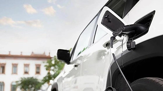 Spain ramps up installation of electric vehicle chargers although a shocking number don't work