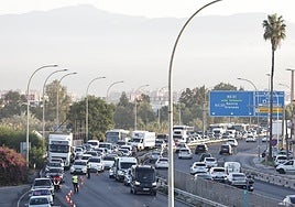 Traffic jams on the road after the accident.