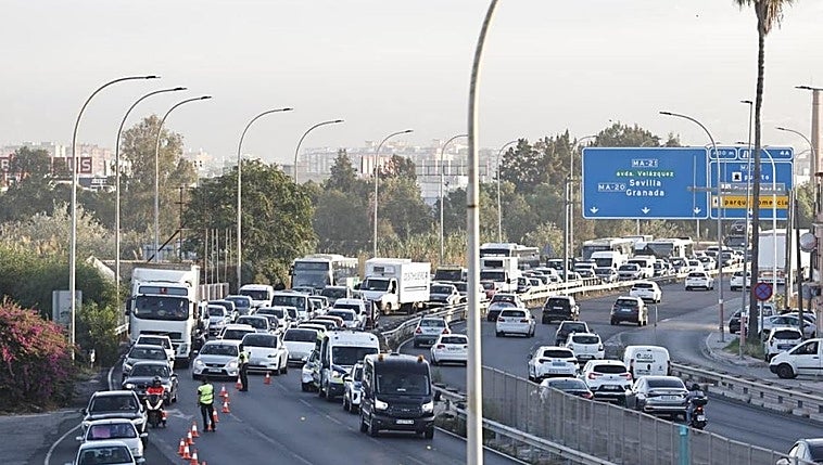 Identity card found after two die in motorway crash near Malaga Airport was stolen from third party several weeks ago
