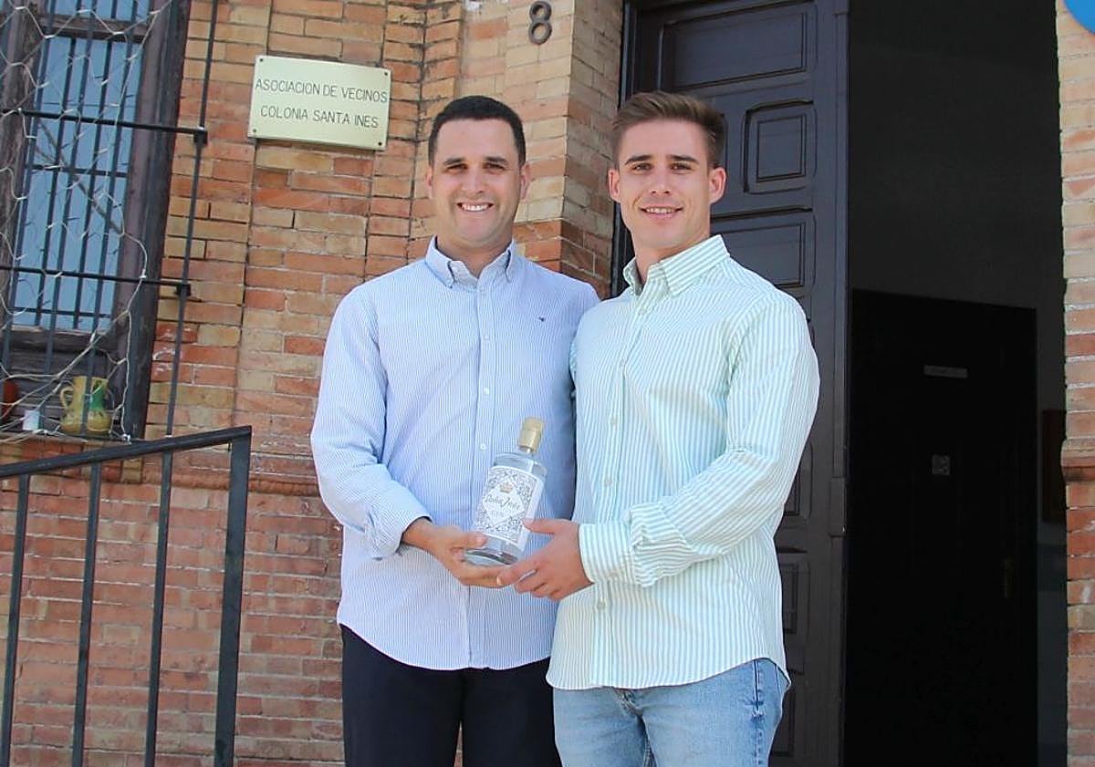 Imagen principal - A handcrafted gin created by two young men from Malaga