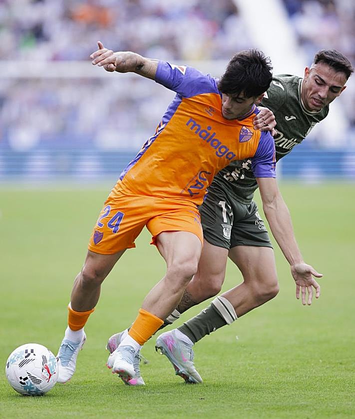 Imagen secundaria 2 - Relegation fears reignited as missed chances cost Malaga CF dear away at Leganés