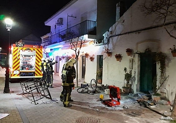Eight years in jail for man who set fire to house he was squatting after threatening neighbours