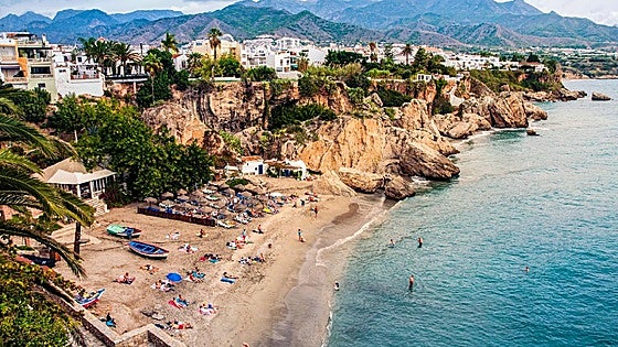Unspoilt beaches, dunes and diving on the eastern Costas