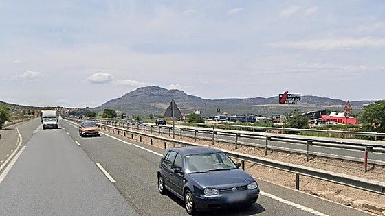 Young boy struck by vehicle and killed on A-92 motorway in Granada