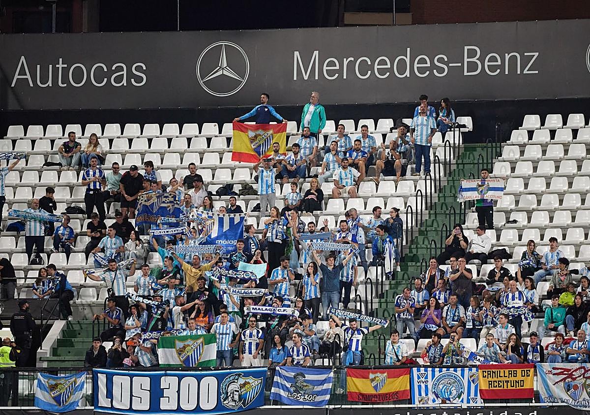 Imagen secundaria 1 - Stoppage-time heartbreak as Malaga CF are stunned by incredible late comeback