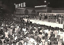 On the inauguration there was a five-day festival in the Hiper car park.