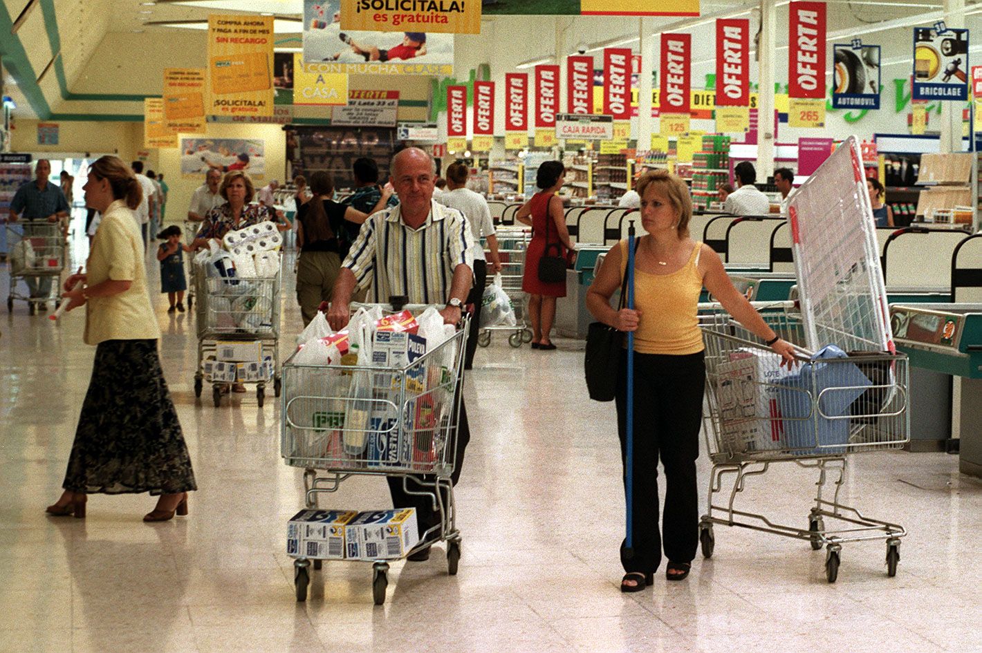 Malaga's first hypermarket celebrates its 50th anniversary - in pictures
