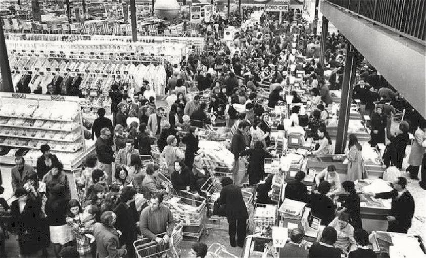 Malaga&#039;s first hypermarket celebrates its 50th anniversary - in pictures