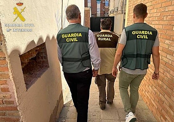 Farm security guard arrested in Toledo for shooting endangered Spanish imperial eagle