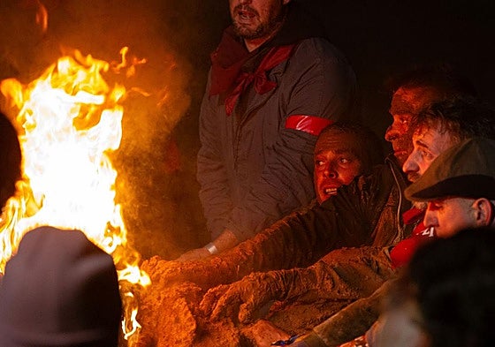 The bull that featured in the Toro Jubilo in Medinaceli, with its horns set on fire on the night of Saturday to Sunday.