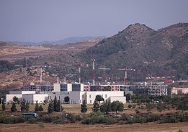 Construction of subsidised housing to the west of the Teatinos campus of the university.