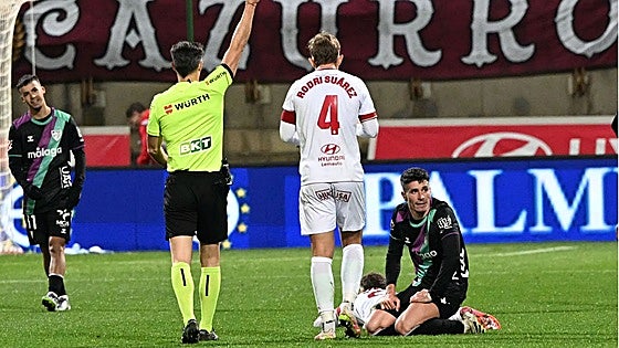 Sergio Pellicer on the brink after another grim night for Malaga CF