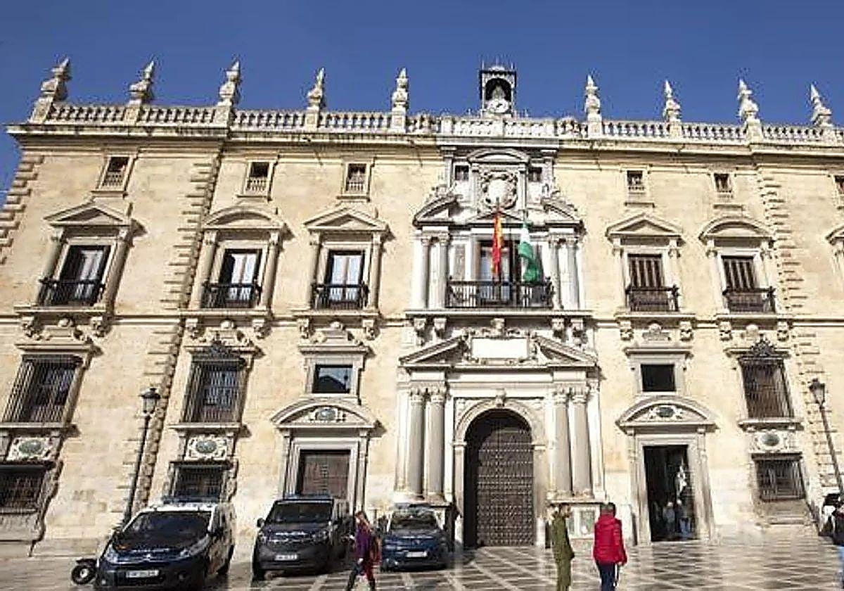 Sentences reduced for transporting drugs with street value of 105million euros to a house on the Costa