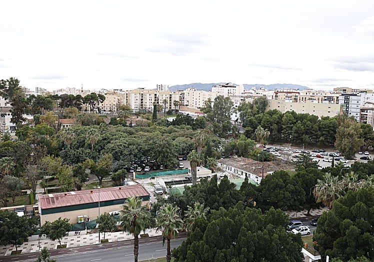 Aerial view of the car parks of Hospital Civil