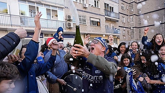 How much money would we need to win in the lottery to be able to stop working in Spain?