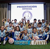 The new AVOI football club made up of children in treatment or recovery at Hospital Materno Infantil in Malaga.