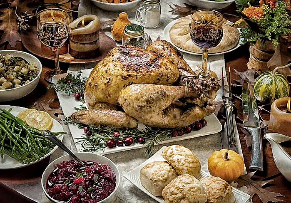 A typical Thanksgiving table.