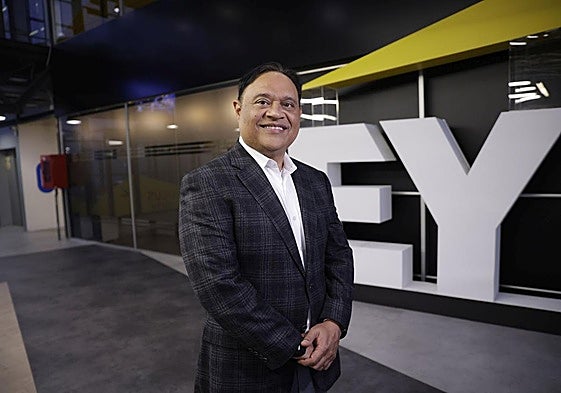 Ajay Anand, global vice president of EY Global Delivery Services, at the EY GDS Spain headquarters.