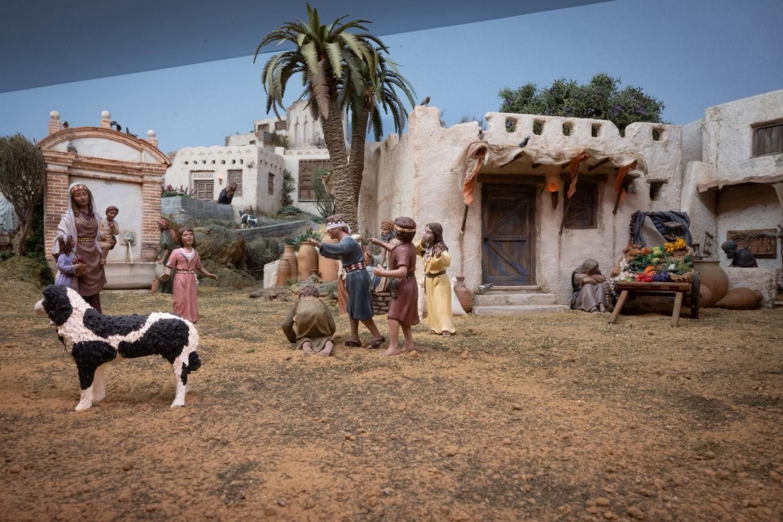 Nativity scenes around the city in pictures
