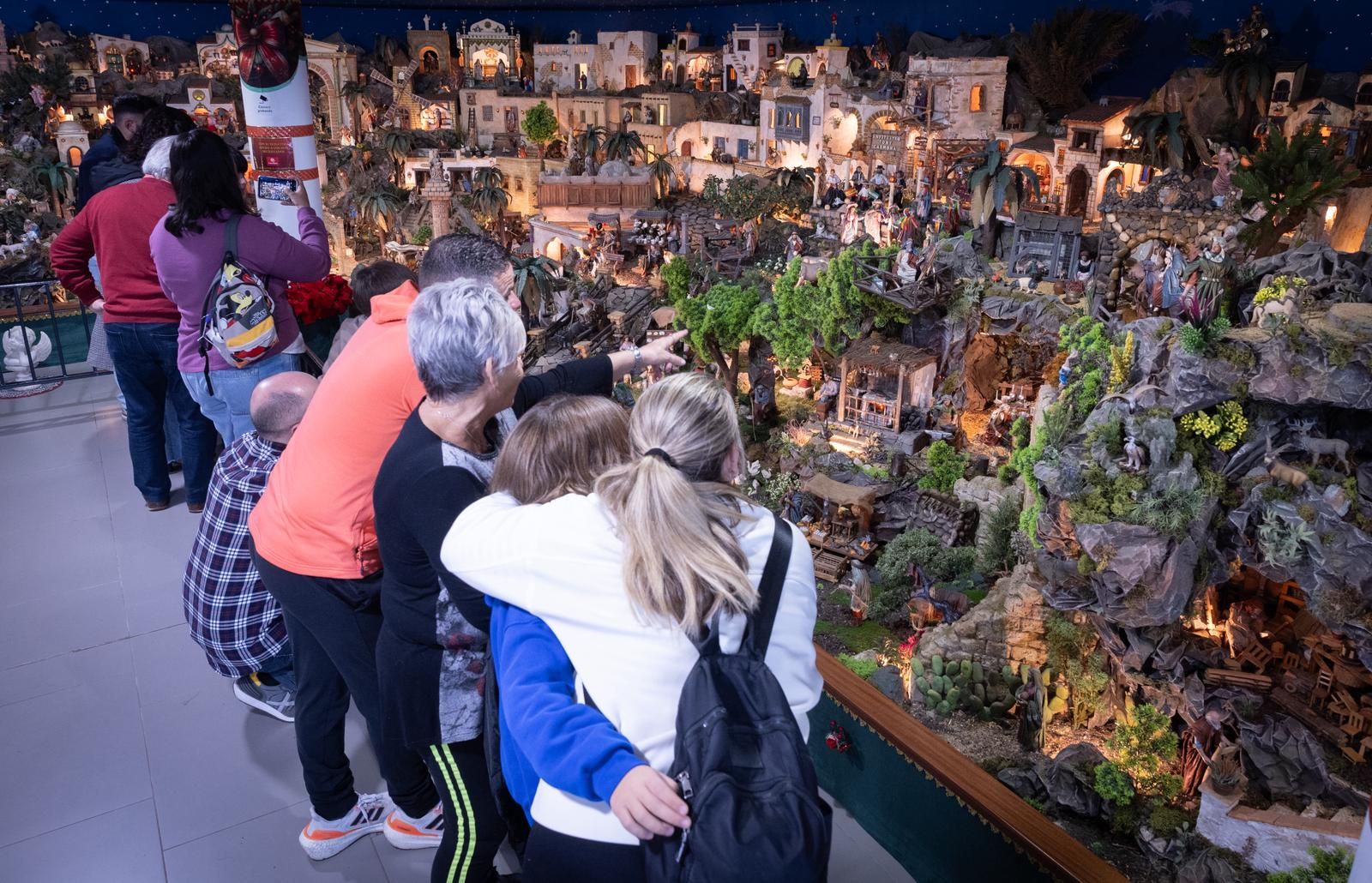 Nativity scenes around the city in pictures