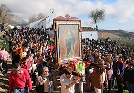 Christmas in Malaga is different: it starts with fire and ends with a lot of noise
