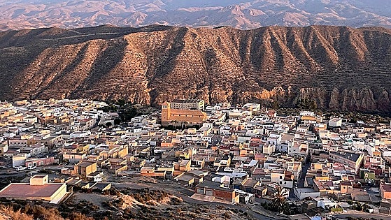 The Andalusian village that was used as a film set and today allows you to travel back in time