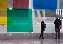 The rain warning begins at midday in the capital.