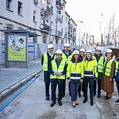 Regional ministers Díaz and España, (centre front), accompanied by other visiting officials and site engineers.